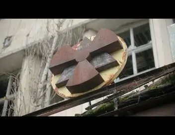 Tchernobyl, une tragédie sans fin - Première année – affiche