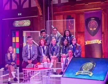 The cerveau : qui sera le plus grand cerveau de la télé-réalité ? - Saison 2 – affiche