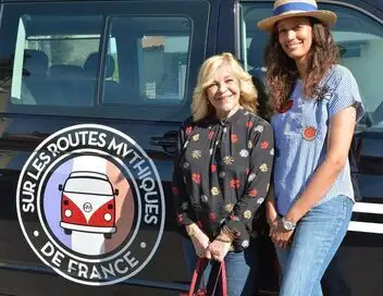 Sur les routes mythiques de France - Saison 1 - La côte de la mer d'Iroise avec Philippe Lavil – affiche