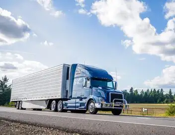 Poids lourds : les géants de la route - Saison 3 – affiche