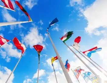 Ici l'Europe : on en débat – affiche