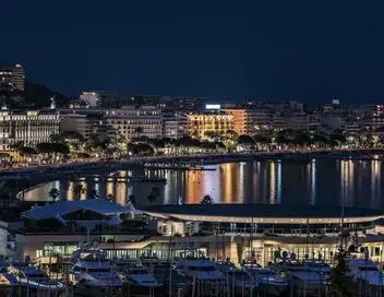 Cérémonie de palmarès du Festival de Cannes – affiche