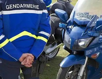 Enquête sous haute tension - 100 jours avec des gendarmes de l'autoroute du Sud-Ouest (n°5) – affiche