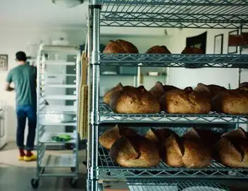 World Eats Bread - Saison 1 - Pain à levain à San Francisco – affiche