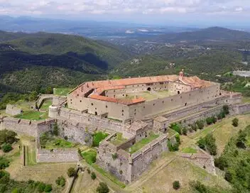 Les 100 lieux qu'il faut voir - Saison 13 - Les couleurs fauves de Collioure à Perpignan – affiche