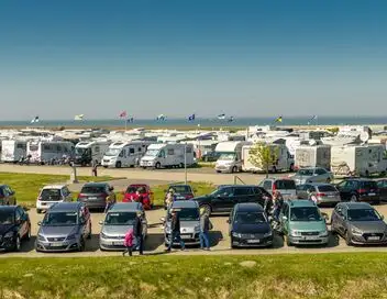 Vive le camping - Un camping sans chichis chez les Ch'tis – affiche