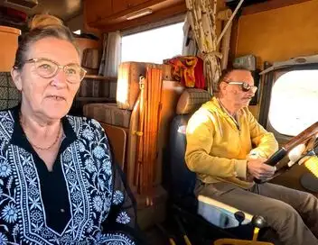 La folie du camping-car : des vacances pas comme les autres - Saison 1 – affiche