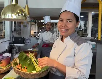 Voyage en cuisine - Cambodge : le num banh chock – affiche