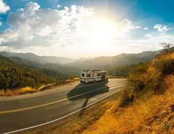 La folie du camping-car : des vacances pas comme les autres - Saison 1 – affiche