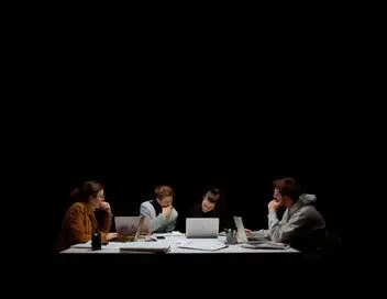 Légitime défense - Saison 1 - L'affaire de la route toxique – affiche