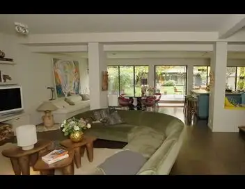 L'agence : l'immobilier de luxe en famille - Saison 6 – affiche
