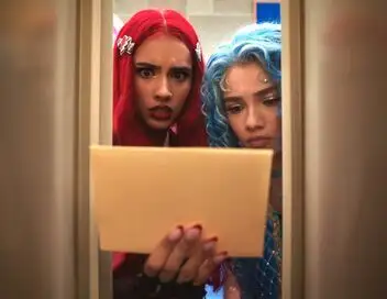 Dans mon casier : Descendants - Saison 1 - Le grimoire de Merlin (Partie 1) – affiche
