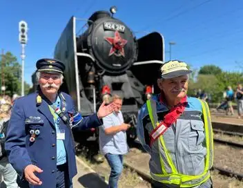Des trains pas comme les autres - Saison 15 - Hongrie – affiche
