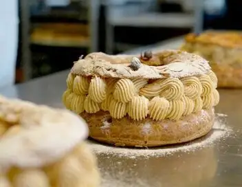 Voyage en cuisine - Paris : le Paris-Brest – affiche