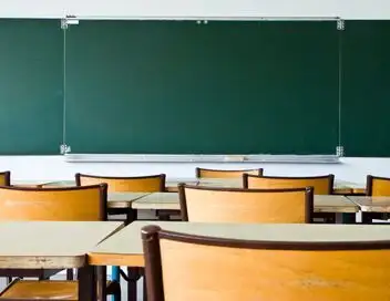 Des écoles pas comme les autres – affiche