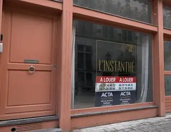 Dans ma ville - Douai, les commerces de centre-ville en souffrance – affiche