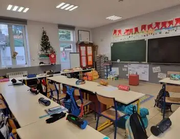 Des écoles pas comme les autres – affiche