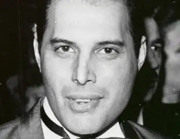 Freddie Mercury, au-delà de la légende – affiche