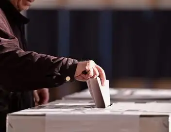 En immersion - Municipales à Roubaix – affiche