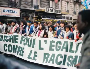 D'après une histoire vraie - Saison 1 - Des cités à l'Elysée, la longue marche pour l'égalité – affiche